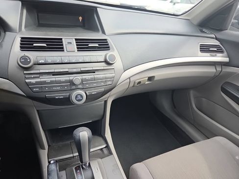 Used 2012 Honda Accord LX image 13