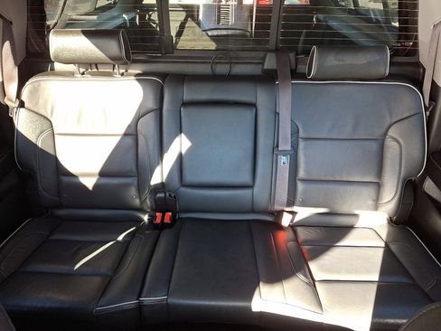 Used 2017 Chevrolet Silverado 1500 High Country image 19