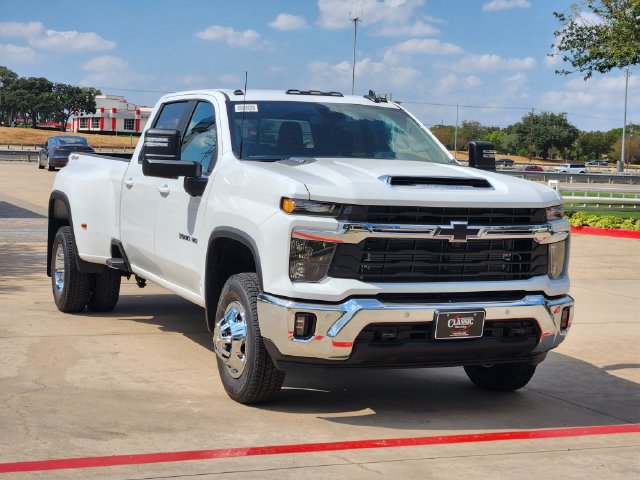 New 2026 Chevrolet Silverado 3500 LT w/ All Star Edition AWD/4WD image 2