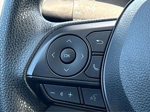 Used 2024 Toyota Corolla LE FWD image 9