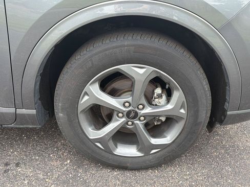 Used 2024 Ford Escape ST-Line AWD/4WD image 9