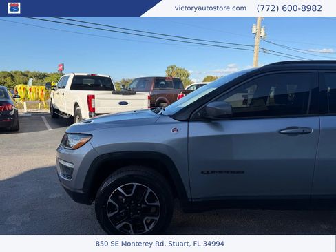 Used 2019 Jeep Compass Trailhawk w/ Cold Weather Group image 6