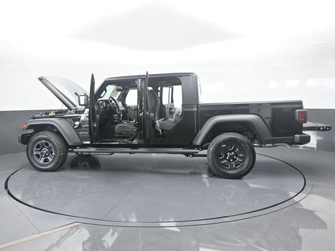 New 2026 Jeep Gladiator Sport image 68