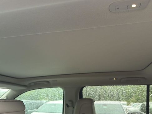 Used 2024 Jeep Wagoneer 4WD w/ Premium Group I image 22