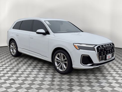 New 2026 Audi Q7 3.0T Premium Plus image 7