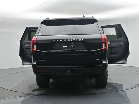 New 2026 Ford Expedition Max Active image 33