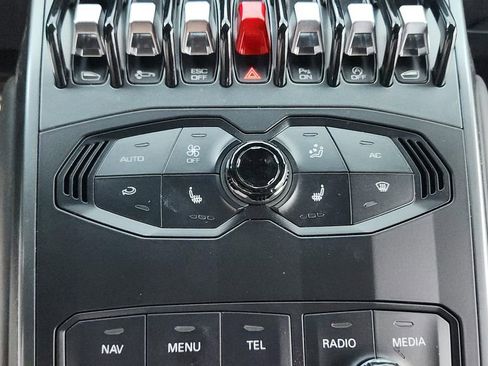 Used 2018 Lamborghini Huracan LP 580-2 image 35