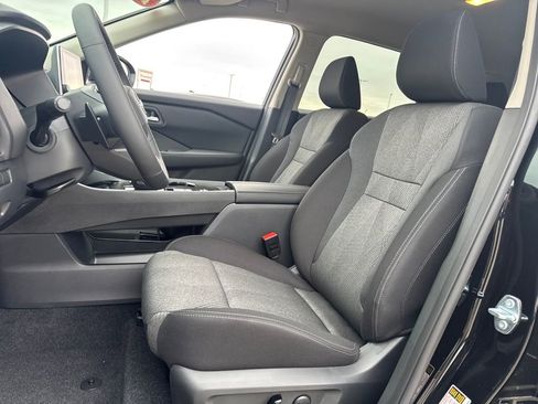 New 2026 Nissan Rogue SV w/ Cold Weather Package FWD image 14