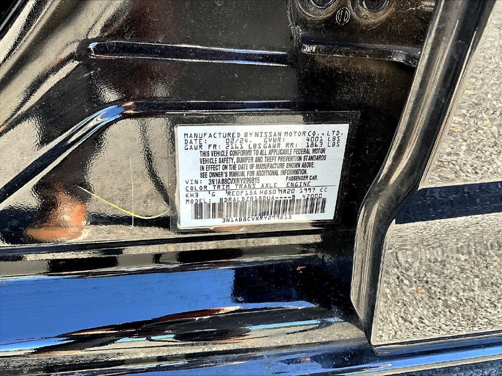 Used 2024 Nissan Sentra SV FWD image 20