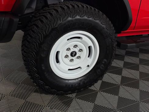 Used 2024 Ford Bronco Heritage Edition image 14