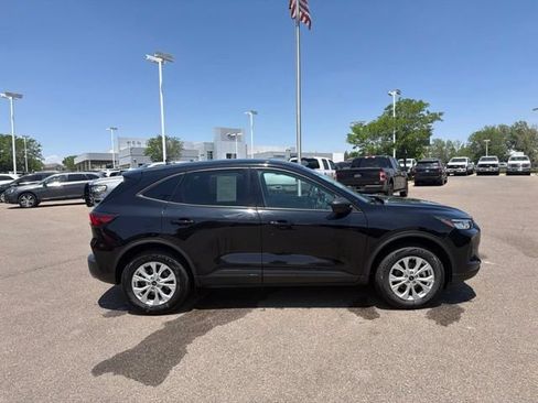 Used 2025 Ford Escape Active AWD/4WD image 6