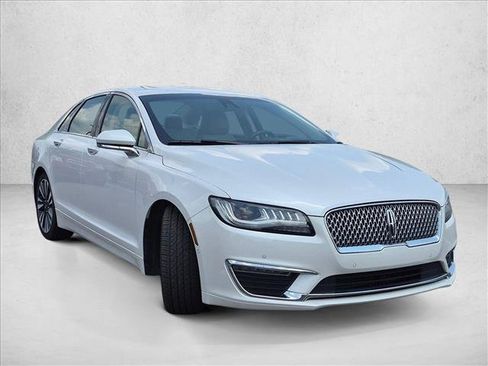 Used 2017 Lincoln MKZ Reserve w/ Technology Package AWD/4WD image 3