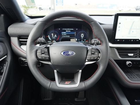 Used 2025 Ford Explorer ST w/ Sun And Sound Package AWD/4WD image 10