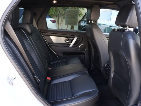 Used 2024 Land Rover Discovery Sport Dynamic SE image 20