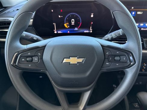 Used 2026 Chevrolet TrailBlazer LT w/ Driver Confidence Package FWD image 32