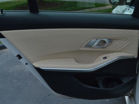Used 2022 BMW 330i Sedan RWD image 26