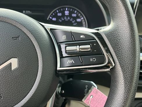 Used 2023 Kia Forte LXS image 15