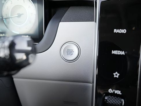 Certified 2023 Hyundai Tucson SEL w/ Convenience Package image 30