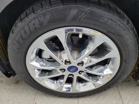 Used 2019 Ford Fusion SE image 31