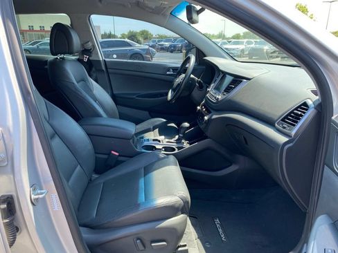 Used 2016 Hyundai Tucson Limited FWD image 11