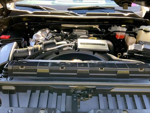 Used 2023 GMC Sierra 3500 Denali w/ Denali Ultimate Package image 7