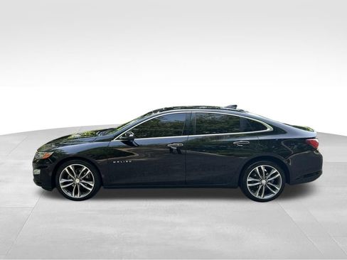 Used 2020 Chevrolet Malibu Premier FWD image 2