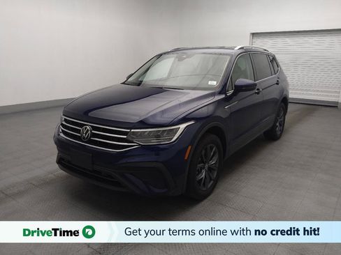 Used 2022 Volkswagen Tiguan SE AWD/4WD image 1