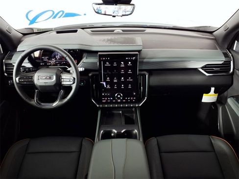 New 2026 GMC Acadia AT4 w/ Luxury Package image 13