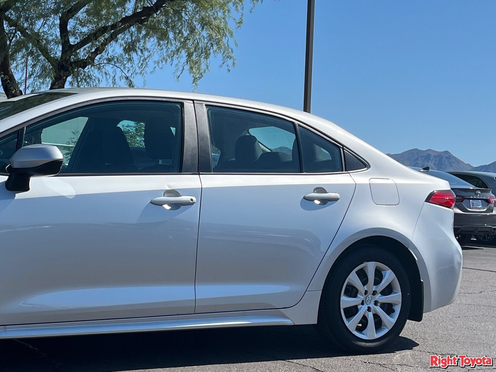 Certified 2025 Toyota Corolla LE FWD image 10