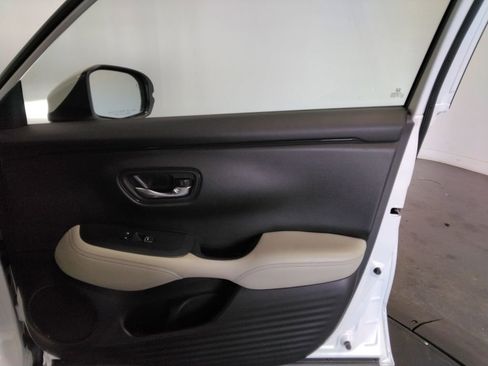 Used 2023 Honda HR-V EX-L image 38