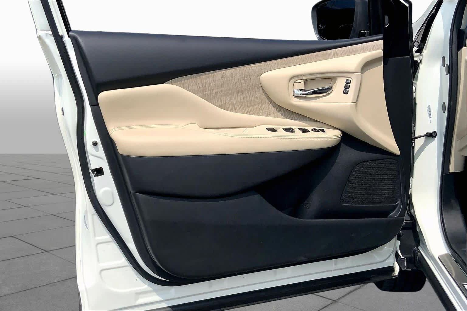 Used 2020 Nissan Murano SL FWD image 22