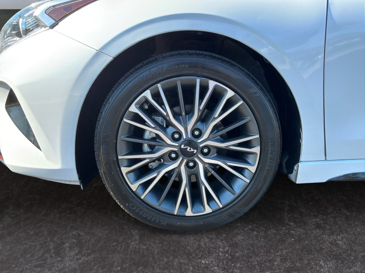 Used 2024 Kia Forte GT-Line FWD image 9