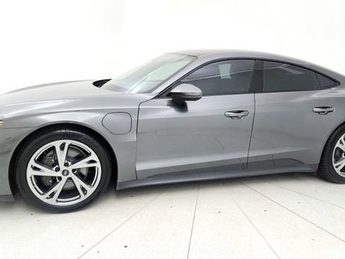 Used 2023 Audi e-tron GT Premium Plus AWD/4WD image 26