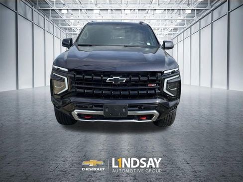 Used 2025 Chevrolet Tahoe Z71 image 3