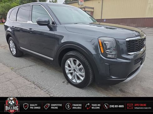 Used 2022 Kia Telluride LX AWD/4WD image 3