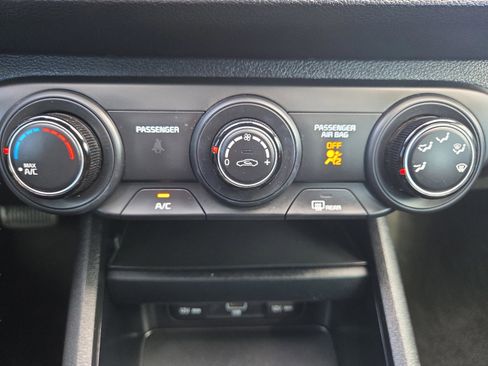 Used 2023 Kia Forte LXS FWD image 18