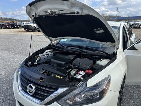 Used 2018 Nissan Altima 2.5 SR image 52