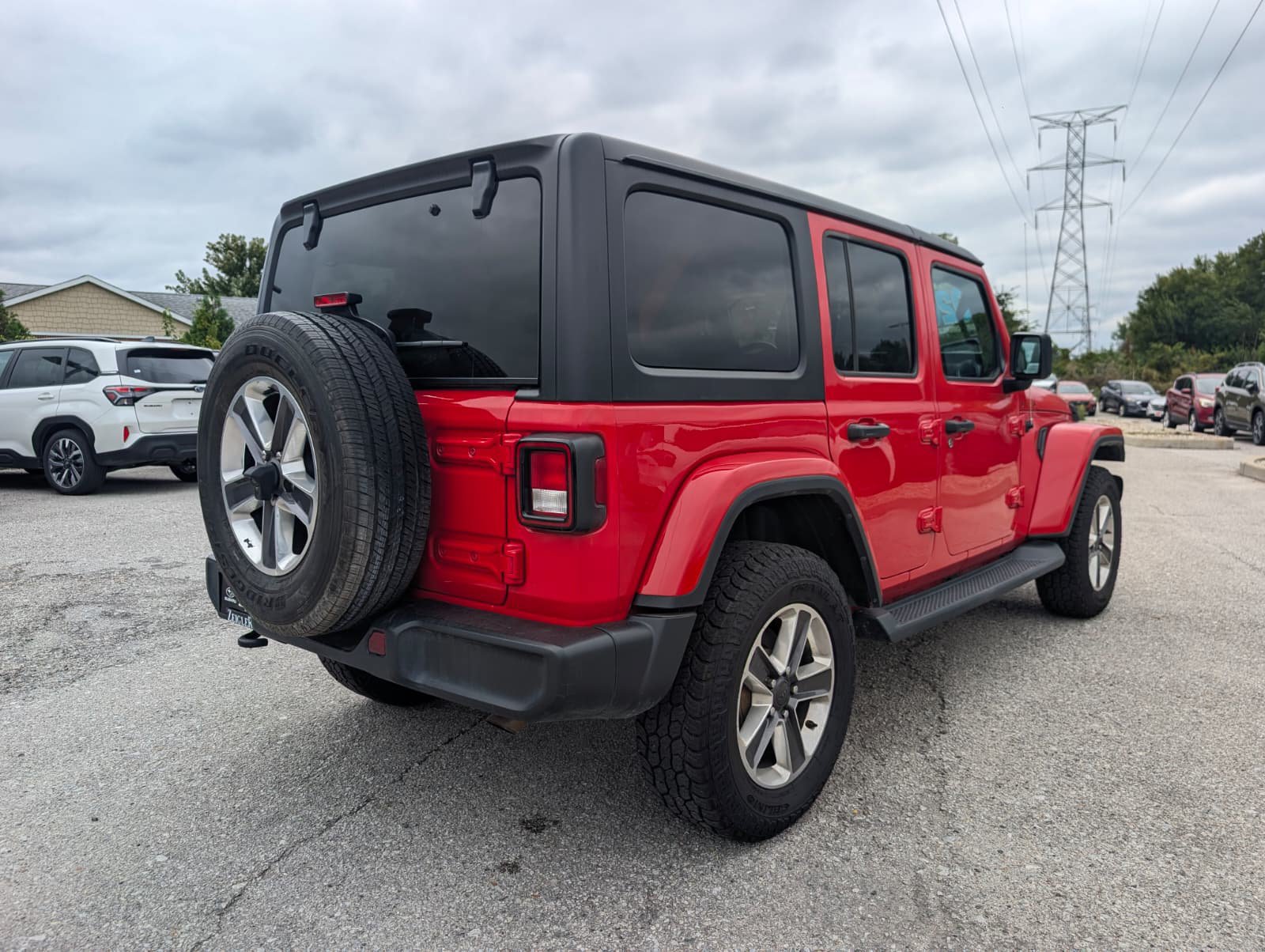 Used 2020 Jeep Wrangler Unlimited Sahara AWD/4WD image 8