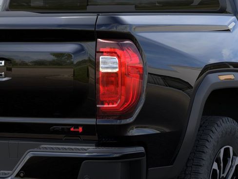 New 2026 GMC Canyon AT4 w/ Technology Plus Package AWD/4WD image 11