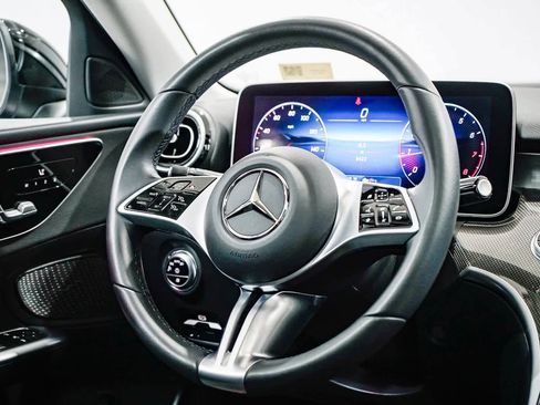 Used 2025 Mercedes-Benz C 300 Sedan image 15