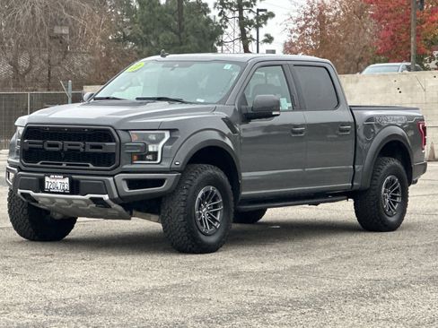 Certified 2020 Ford F150 Raptor w/ Equipment Group 802A Luxury image 8