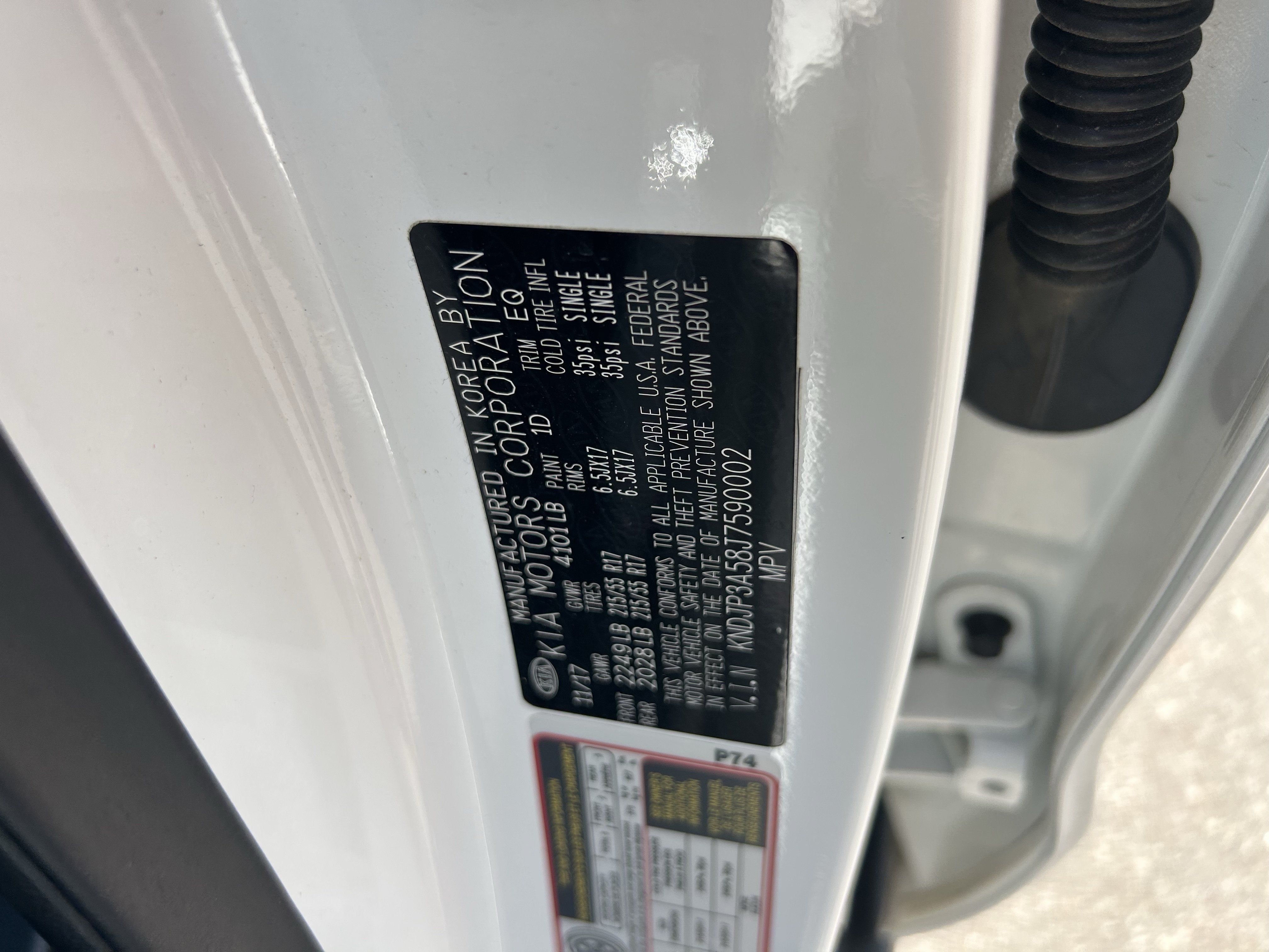 Used 2018 Kia Soul + FWD image 32