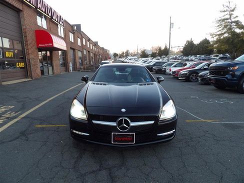Used 2016 Mercedes-Benz SLK 300 image 2