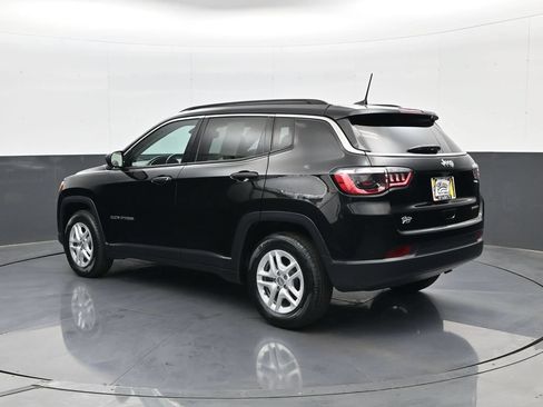 Used 2021 Jeep Compass Sport w/ Cold Weather Group FWD image 8