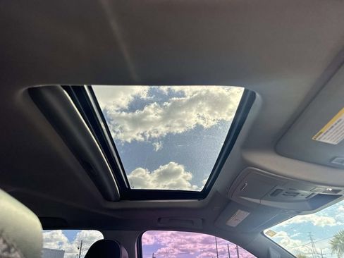 Used 2019 Chevrolet Silverado 2500 High Country w/ Duramax Plus Package image 10