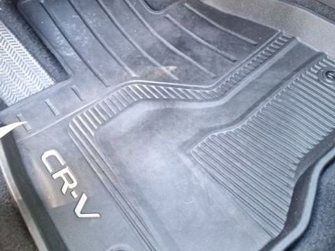 Used 2024 Honda CR-V EX-L image 9
