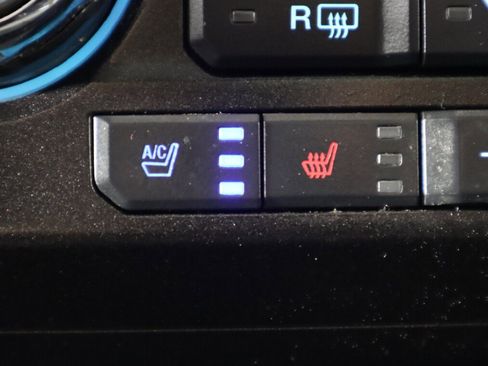 Used 2019 Ford F350 Lariat w/ Lariat Ultimate Package image 29