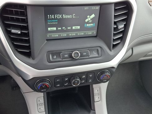 Used 2019 GMC Acadia SLE AWD/4WD image 16