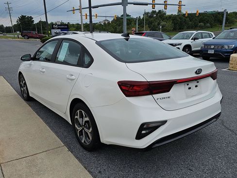 Used 2021 Kia Forte LXS FWD image 5