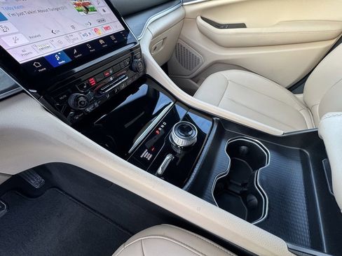 Used 2024 Jeep Grand Cherokee Limited w/ Trailer Tow Package image 29